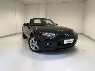 Mazda MX-5 Roadster 1.8L Fire (2)