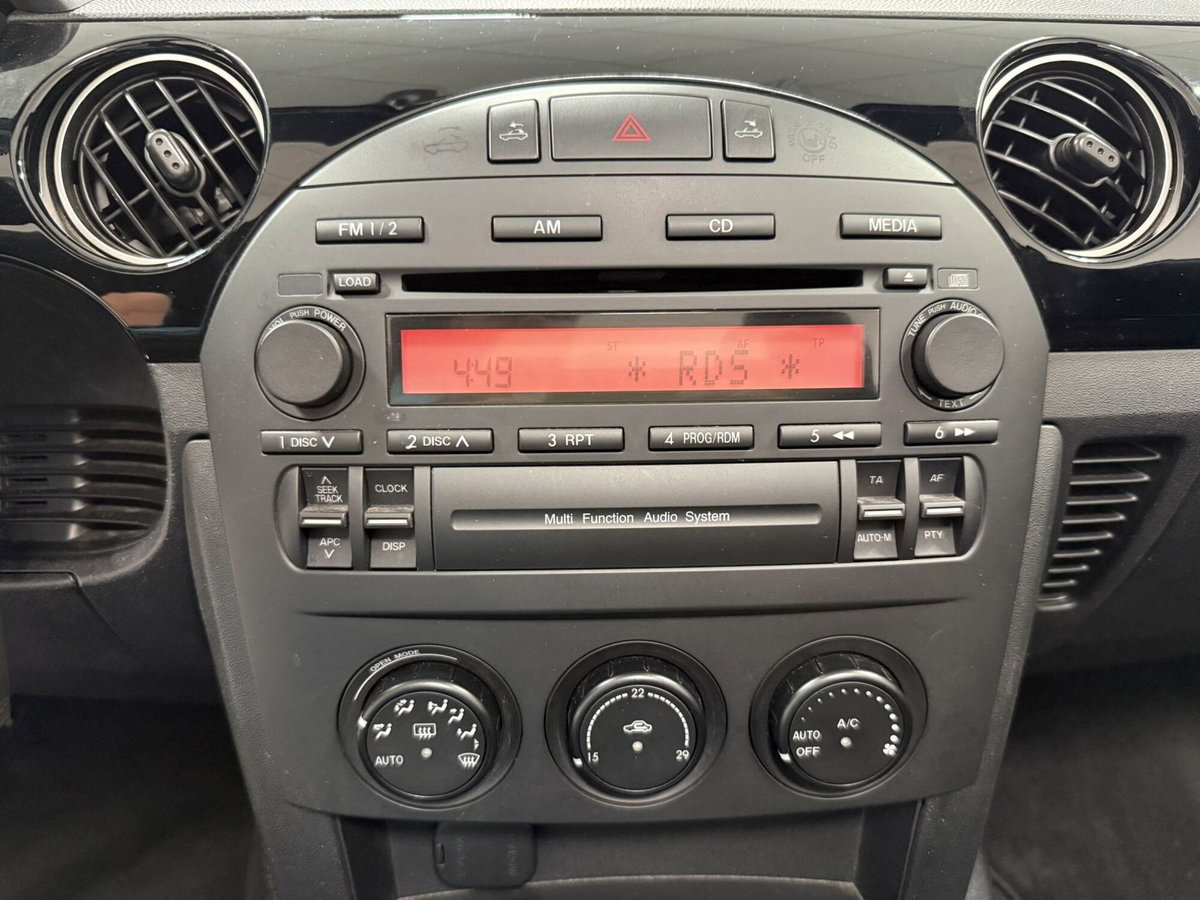 Mazda MX-5 Roadster 1.8L Fire (6)