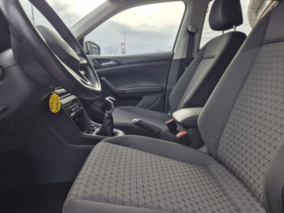 Volkswagen T-Cross 1.0 TSI Sport (9)