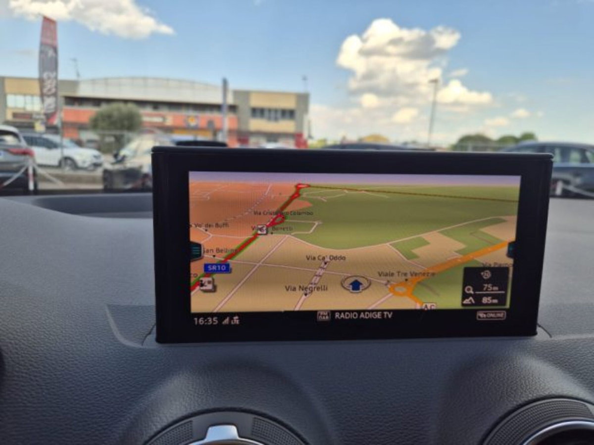Audi Q2 Q2 30 TFSI Business (12)