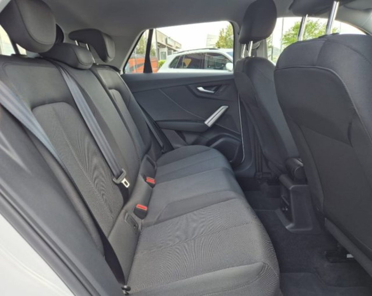 Audi Q2 Q2 30 TFSI Business (15)