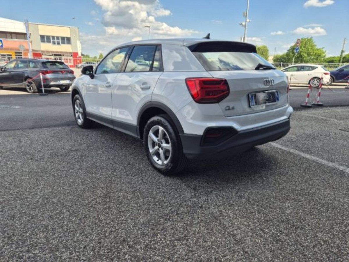 Audi Q2 Q2 30 TFSI Business (5)