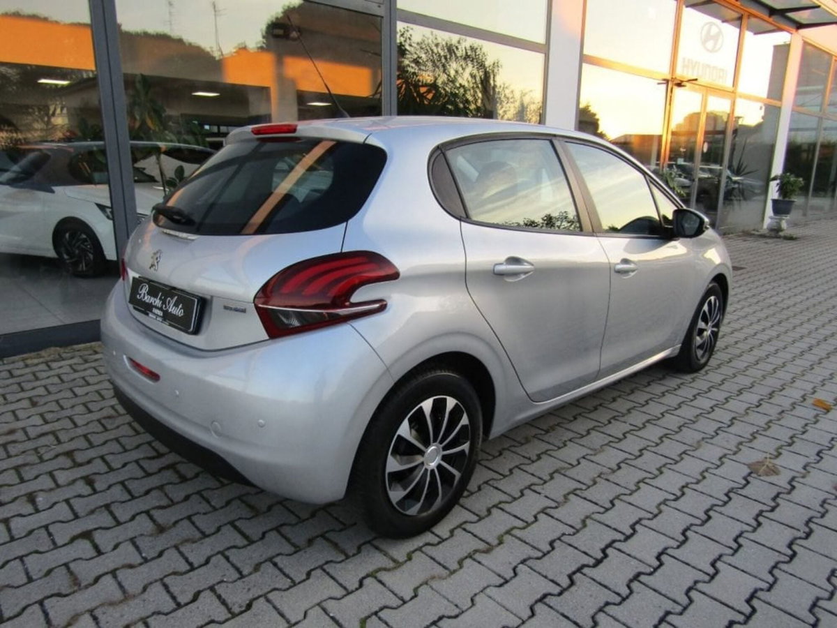 Peugeot 208 75 5 porte Allure (5)