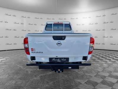 Nissan Navara 2.3 dCi 4WD King Cab Acenta (6)