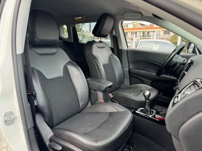 Jeep Compass 1.6 Multijet II 2WD Limited (10)