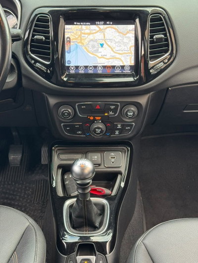 Jeep Compass 1.6 Multijet II 2WD Limited (13)