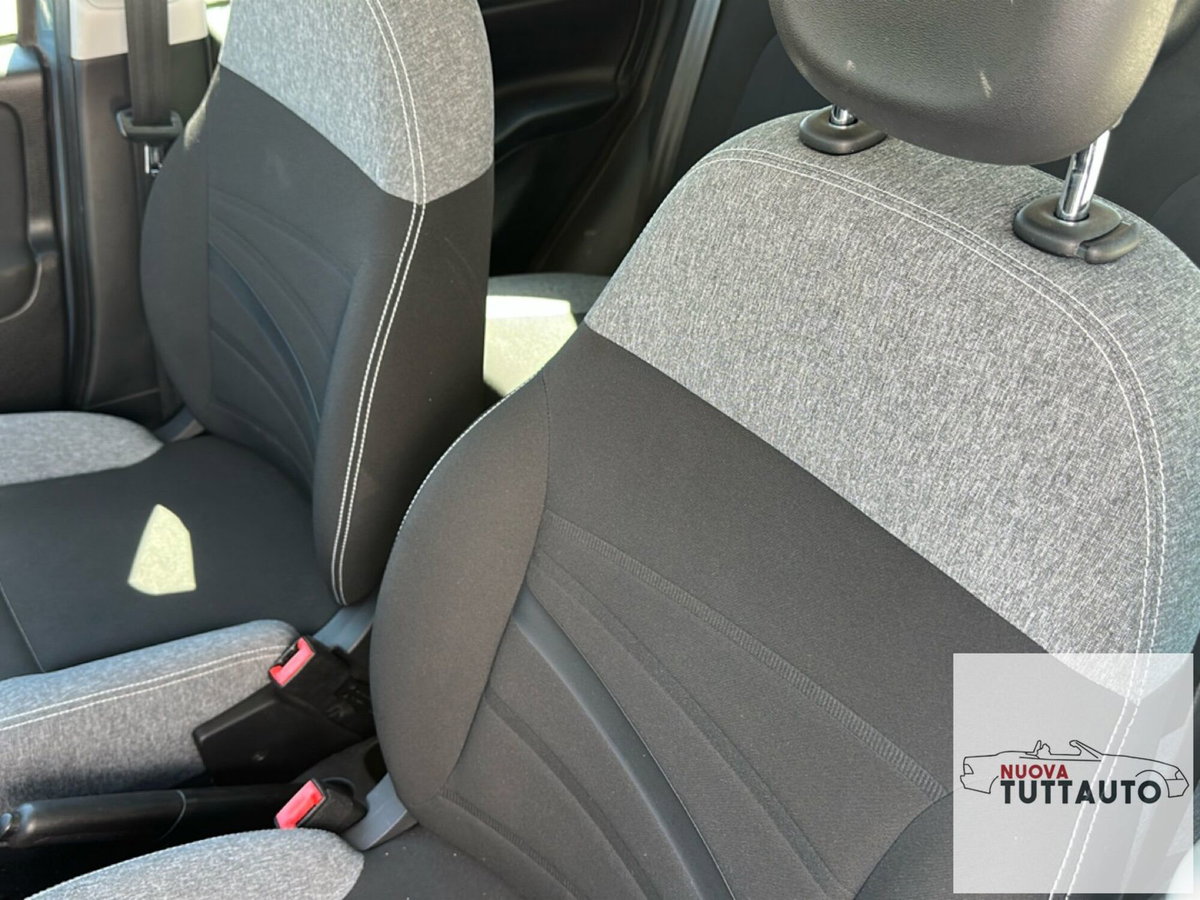 Fiat Panda 1.0 FireFly S&S Hybrid City Cross (15)