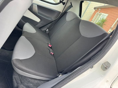 Peugeot 107 68CV 5p. Access (11)