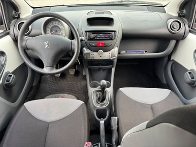 Peugeot 107 68CV 5p. Access (12)