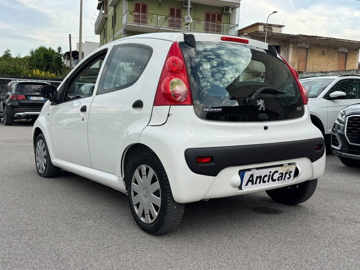Peugeot 107 68CV 5p. Access (14)