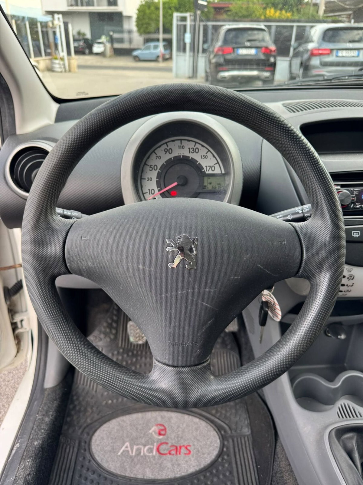 Peugeot 107 68CV 5p. Access (7)