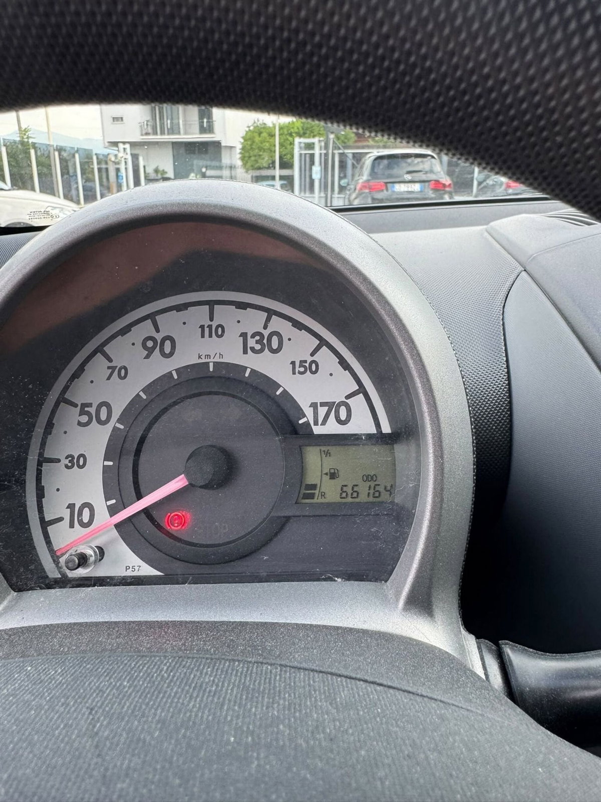 Peugeot 107 68CV 5p. Access (8)