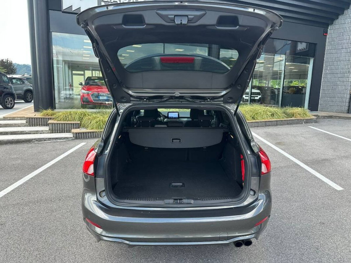 Ford Focus Station Wagon 1.5 EcoBlue 120 CV SW ST-Line X (6)