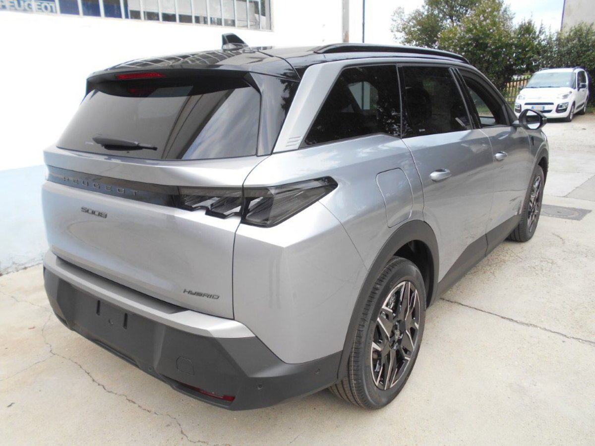 Peugeot 5008 1.2 hybrid GT 145cv 7p.ti e-dcs6 (13)