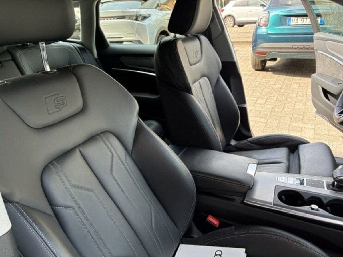 Audi S6 Avant 3.0 tdi mhev Sport Attitude quattro 344cv tiptronic (14)