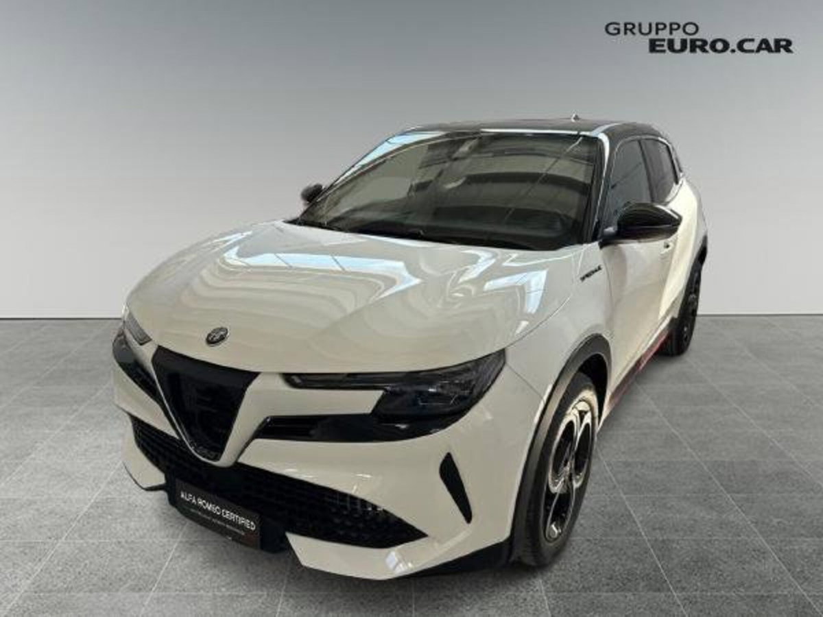 Alfa Romeo Junior 1.2 ibrida Speciale 145cv edct6