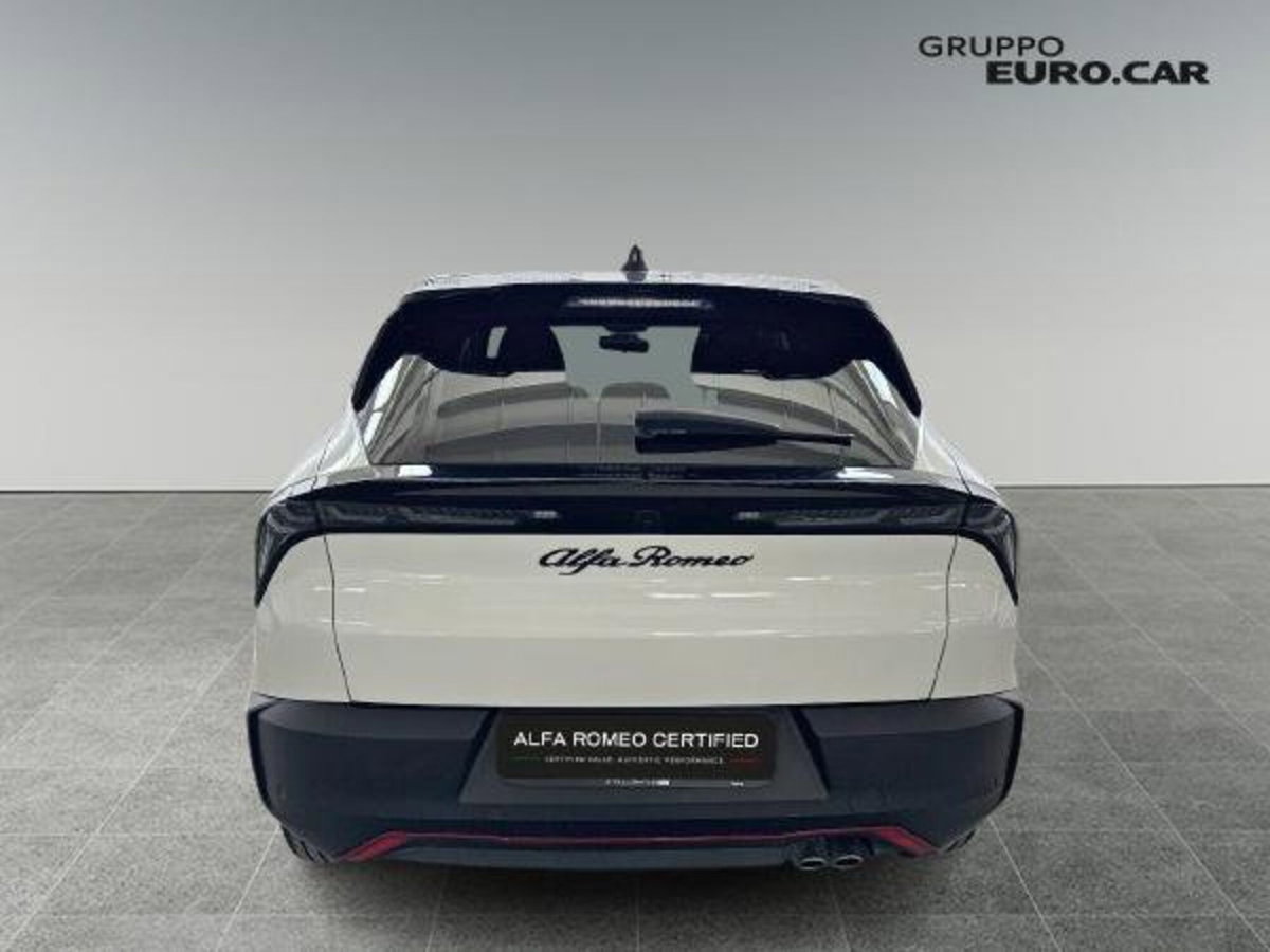 Alfa Romeo Junior 1.2 ibrida Speciale 145cv edct6 (6)