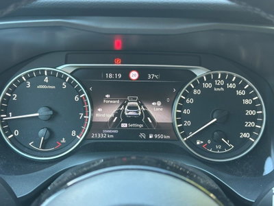 Nissan Qashqai 1.3 mhev Acenta 2wd 140cv (8)
