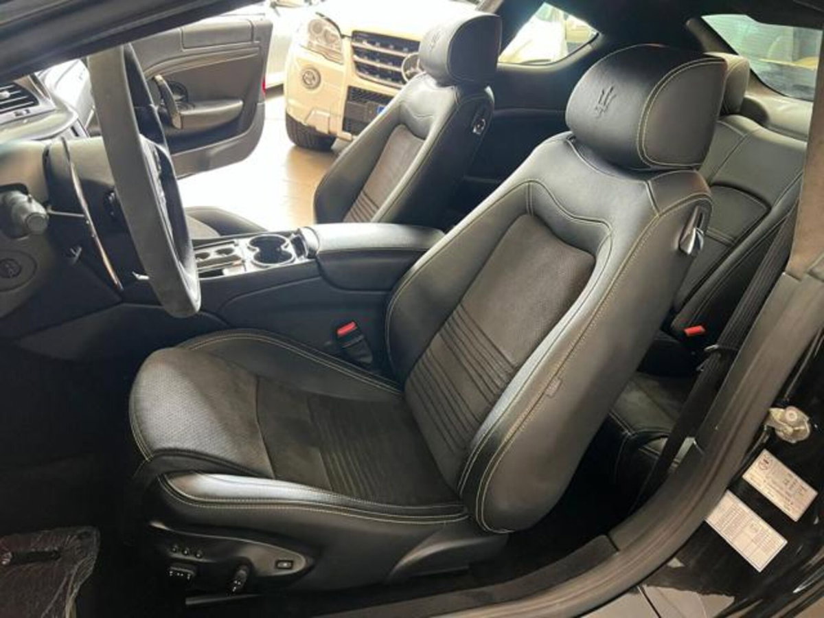 Maserati Granturismo GranTurismo 4.7 V8 S (13)