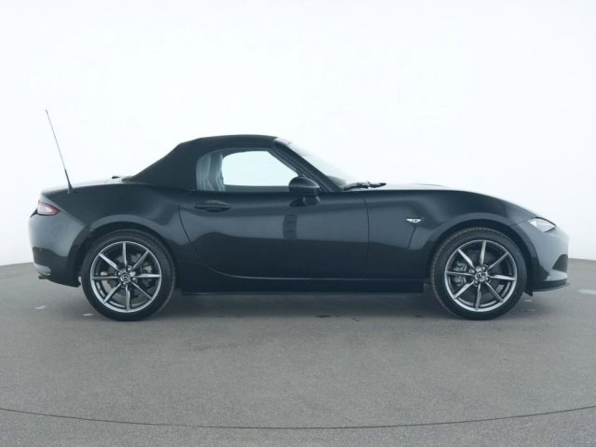 Mazda MX-5 2.0L Skyactiv-G Sport (4)