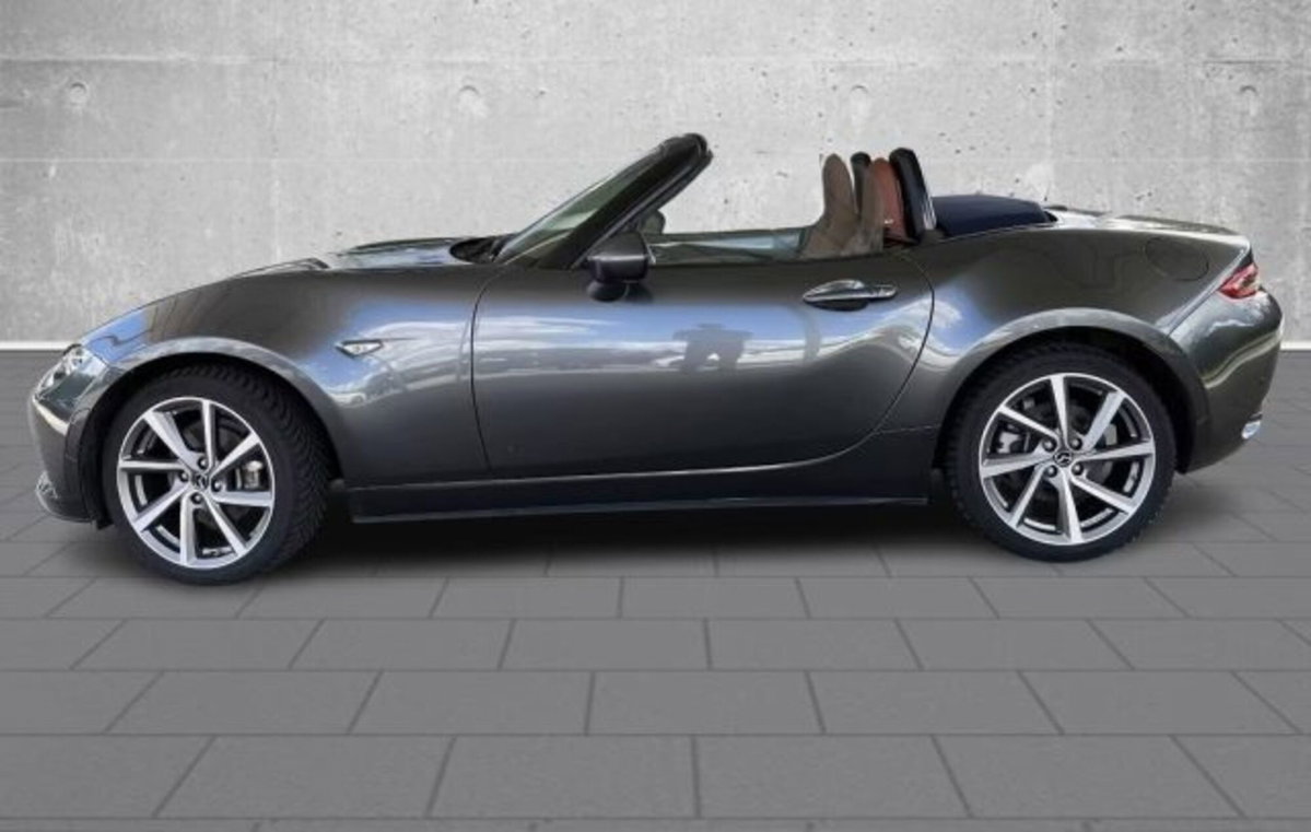 Mazda MX-5 2.0L Skyactiv-G Sport (2)