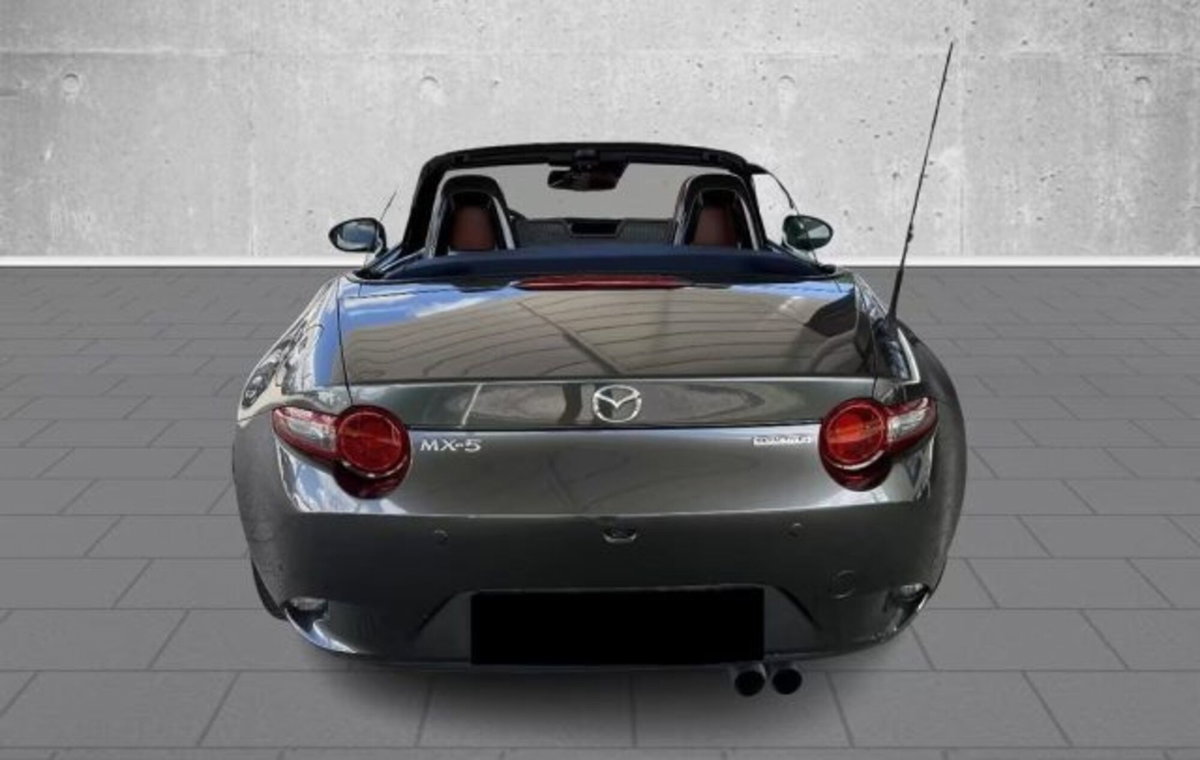 Mazda MX-5 2.0L Skyactiv-G Sport (6)
