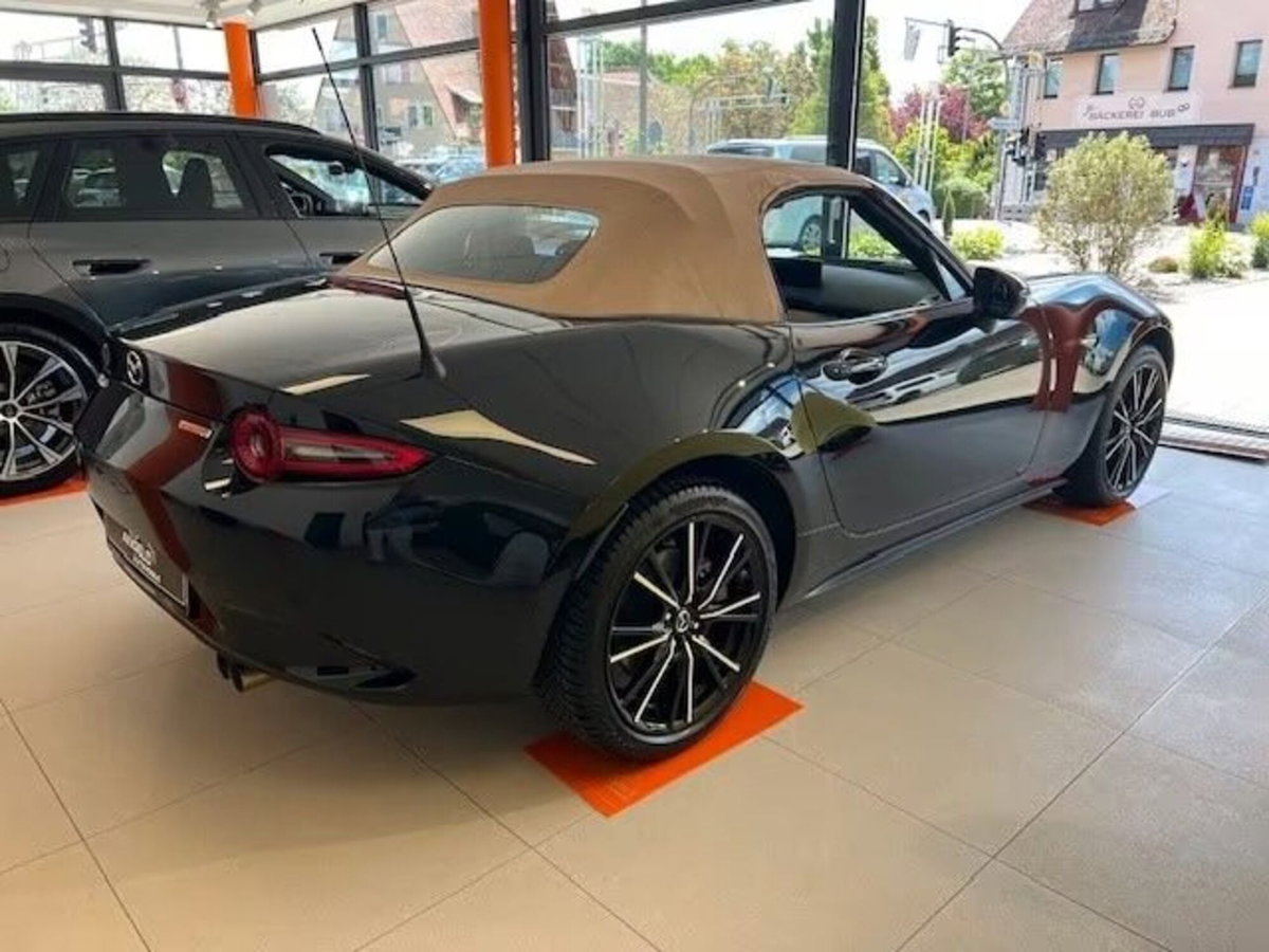 Mazda MX-5 2.0L Skyactiv-G Sport (14)