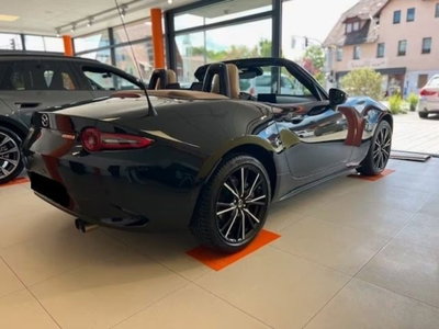 Mazda MX-5 2.0L Skyactiv-G Sport (2)