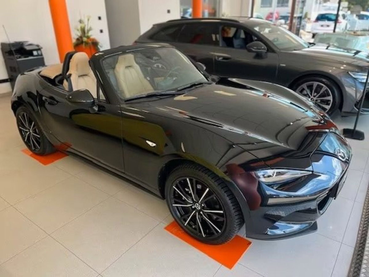 Mazda MX-5 2.0L Skyactiv-G Sport (5)