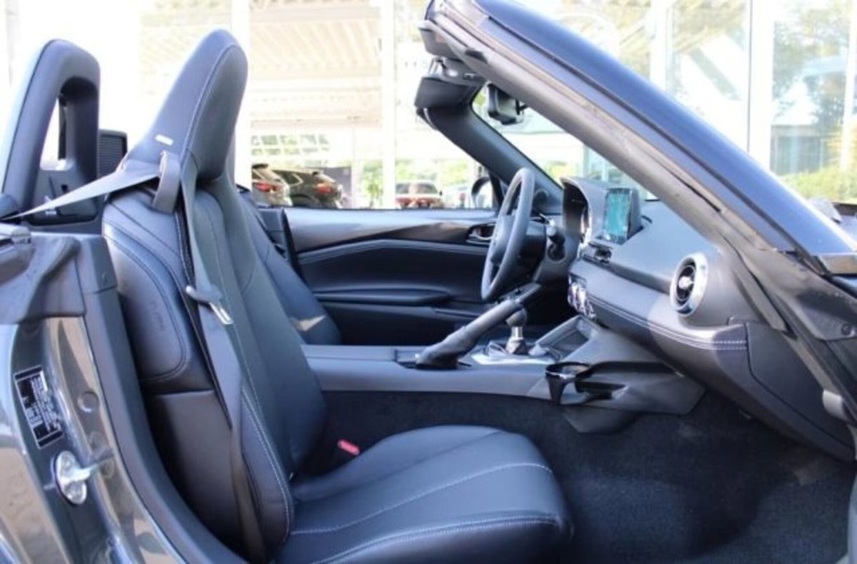 Mazda MX-5 2.0L Skyactiv-G Sport (9)