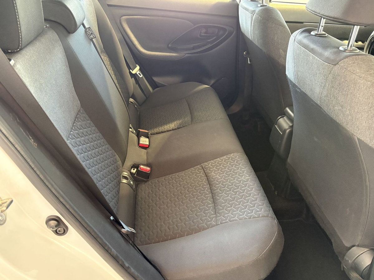 Toyota Yaris Cross 1.5 Hybrid 5p. E-CVT Premiere (15)