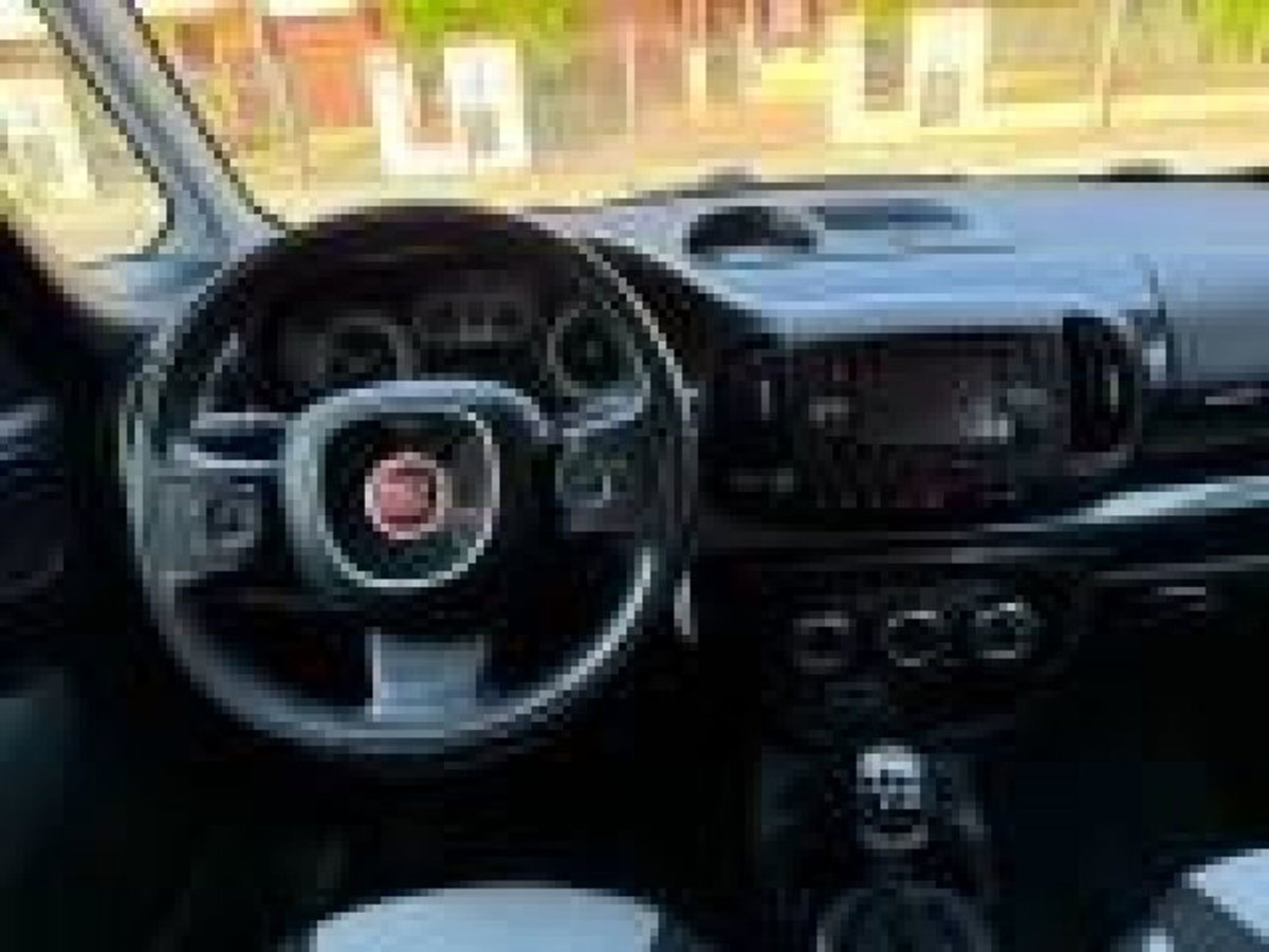 Fiat 500L 1.4 95 CV Lounge (9)