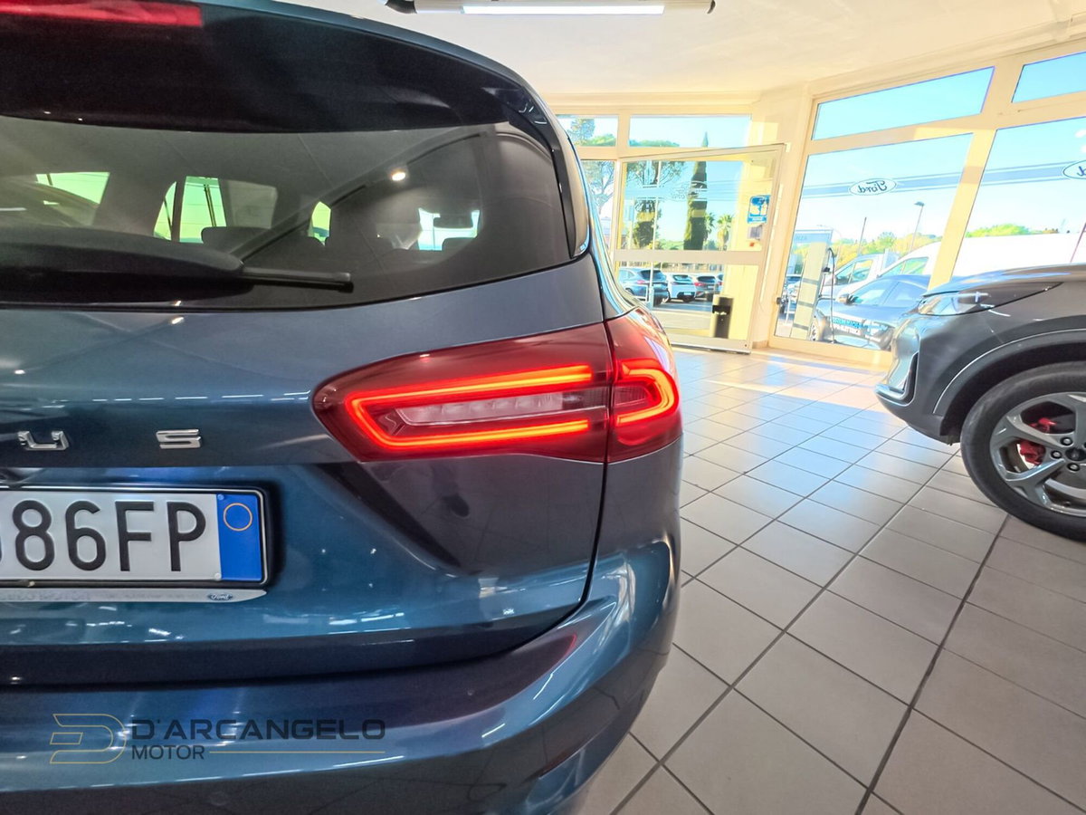 Ford Focus Station Wagon 1.5 EcoBlue 115 CV automatico SW ST-Line Design (11)