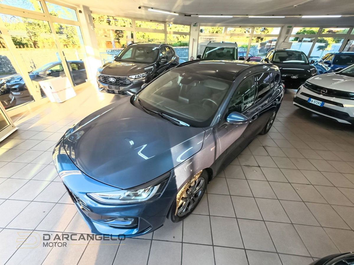 Ford Focus Station Wagon 1.5 EcoBlue 115 CV automatico SW ST-Line Design (9)