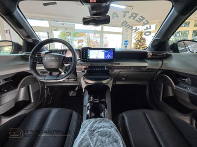 Lancia Ypsilon 1.2 mhev Edizione Limitata Cassina e-dct (14)