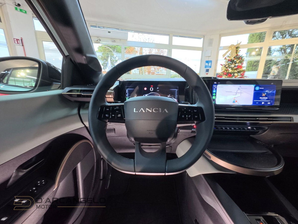 Lancia Ypsilon 1.2 mhev Edizione Limitata Cassina e-dct (17)