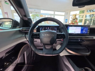 Lancia Ypsilon 1.2 mhev Edizione Limitata Cassina e-dct (17)