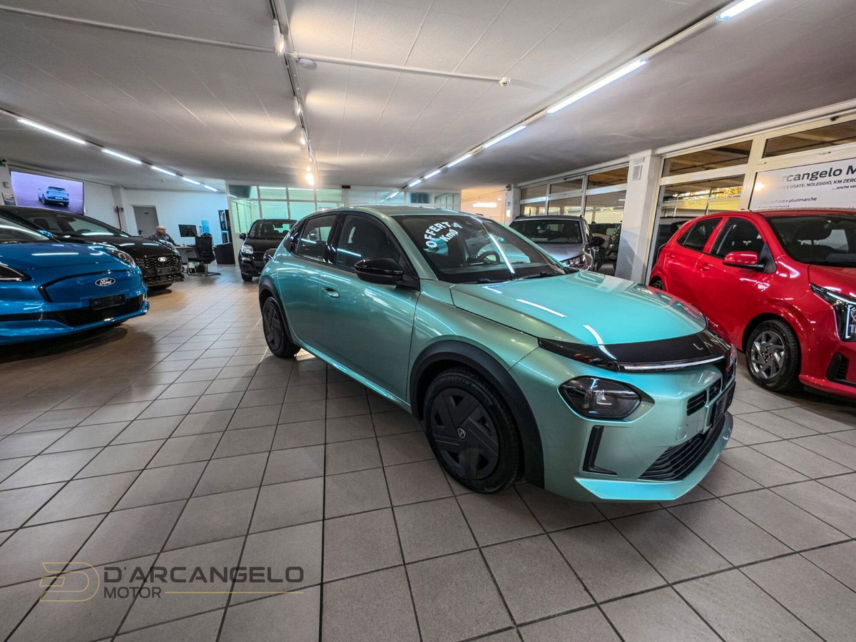 Lancia Ypsilon 1.2 mhev Edizione Limitata Cassina e-dct (3)