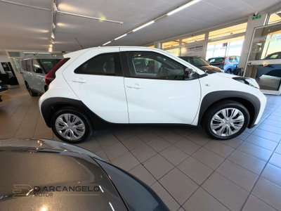 Toyota Aygo X 1.0 VVT-i 72 CV 5 porte Limited Air (4)