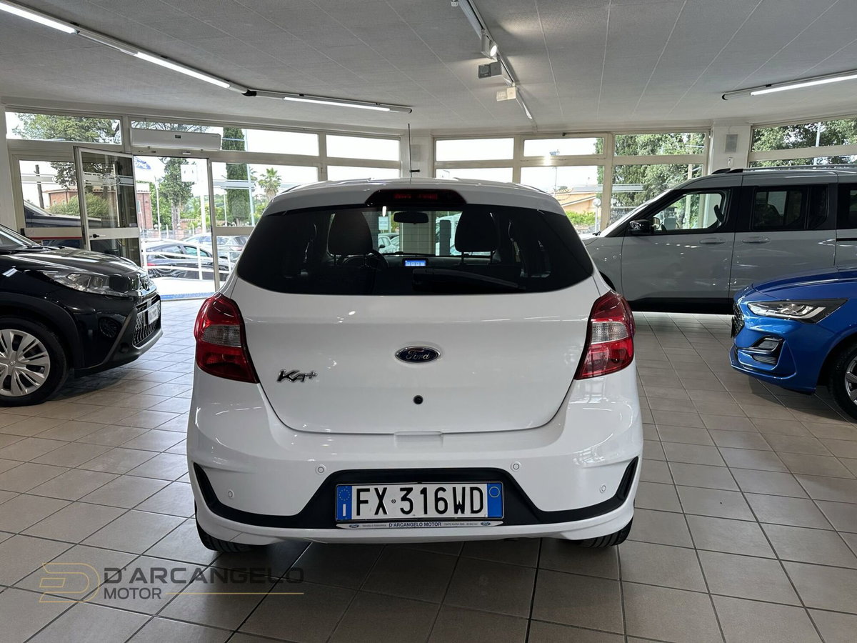 Ford Fiesta 1.1 85 CV 5 porte Plus (6)