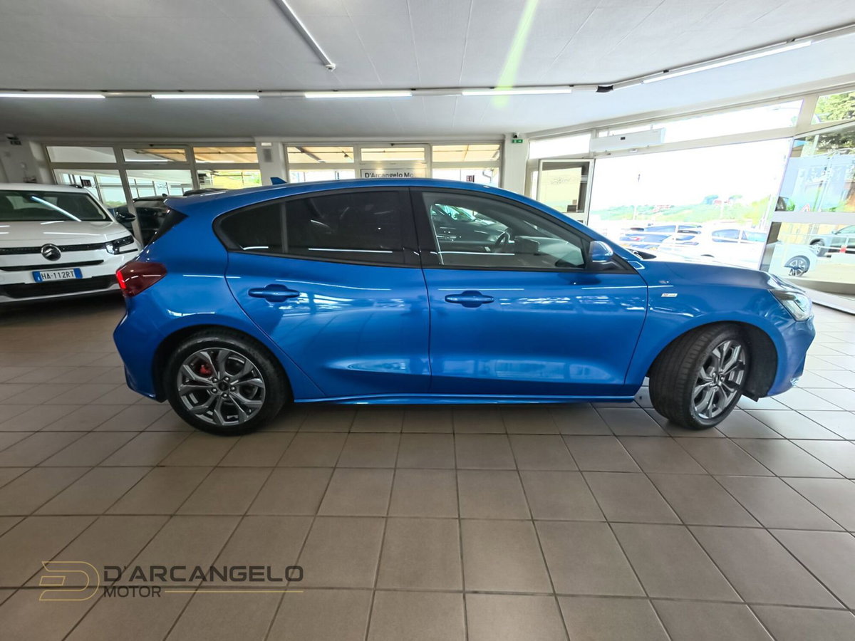 Ford Focus 1.5 EcoBlue 115 CV automatico 5p. ST-Line Style (4)