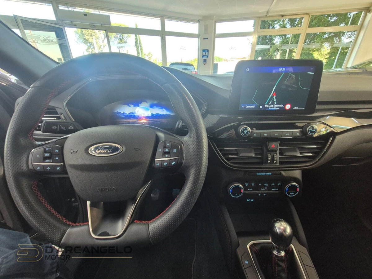 Ford Kuga 1.5 EcoBlue 120 CV 2WD ST-Line (15)