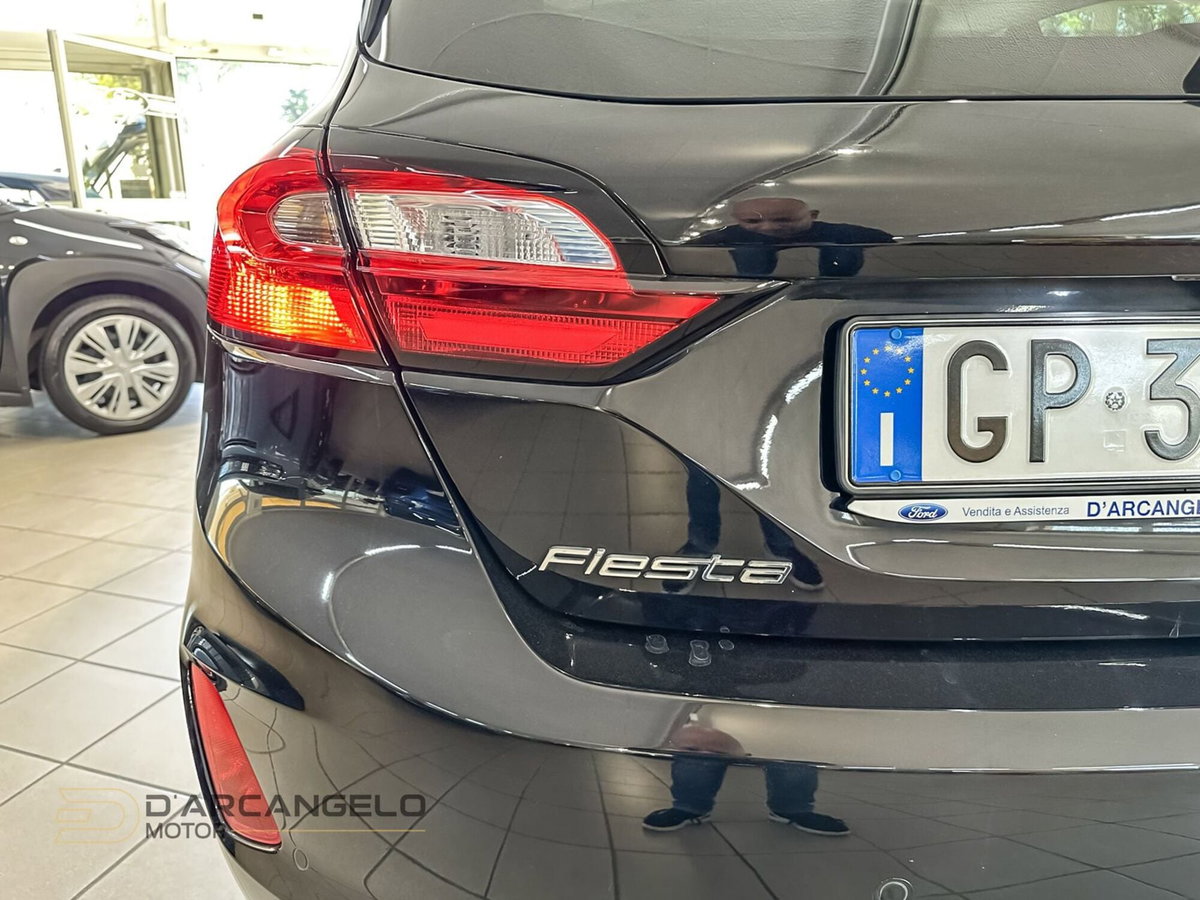 Ford Fiesta 1.1 75 CV 5 porte Titanium (12)
