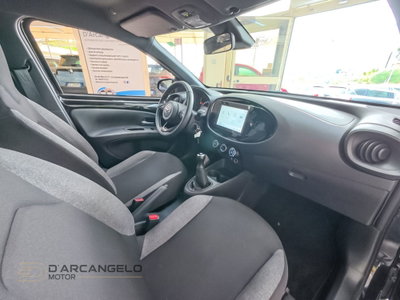 Toyota Aygo X 1.0 VVT-i 72 CV 5 porte Limited Air (16)