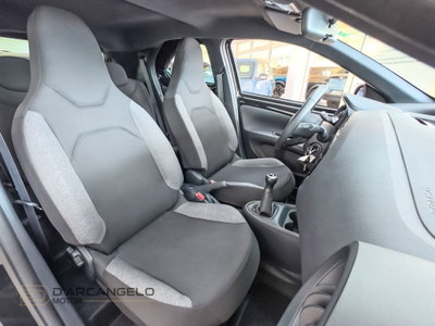 Toyota Aygo X 1.0 VVT-i 72 CV 5 porte Limited Air (17)