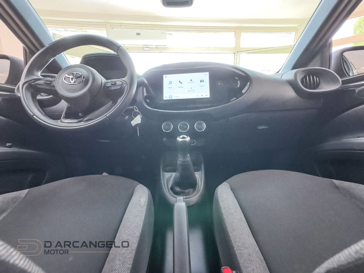 Toyota Aygo X 1.0 VVT-i 72 CV 5 porte Limited Air (20)