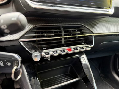 Peugeot 208 1.2 puretech Active s&s 75cv (18)