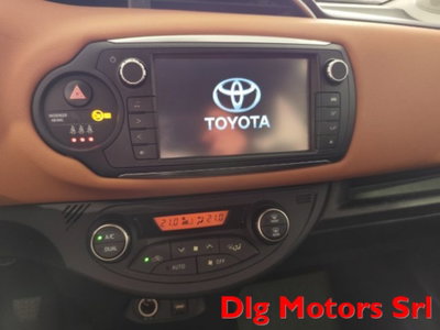 Toyota Yaris 1.0 5 porte Lounge (13)