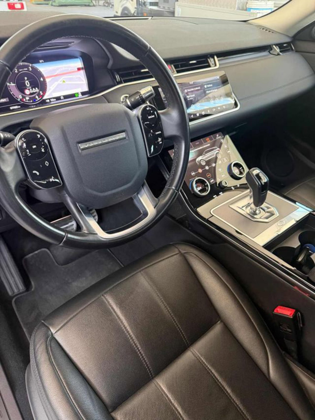 Land Rover Range Rover Evoque 2.0 eD4 5p. SE (11)