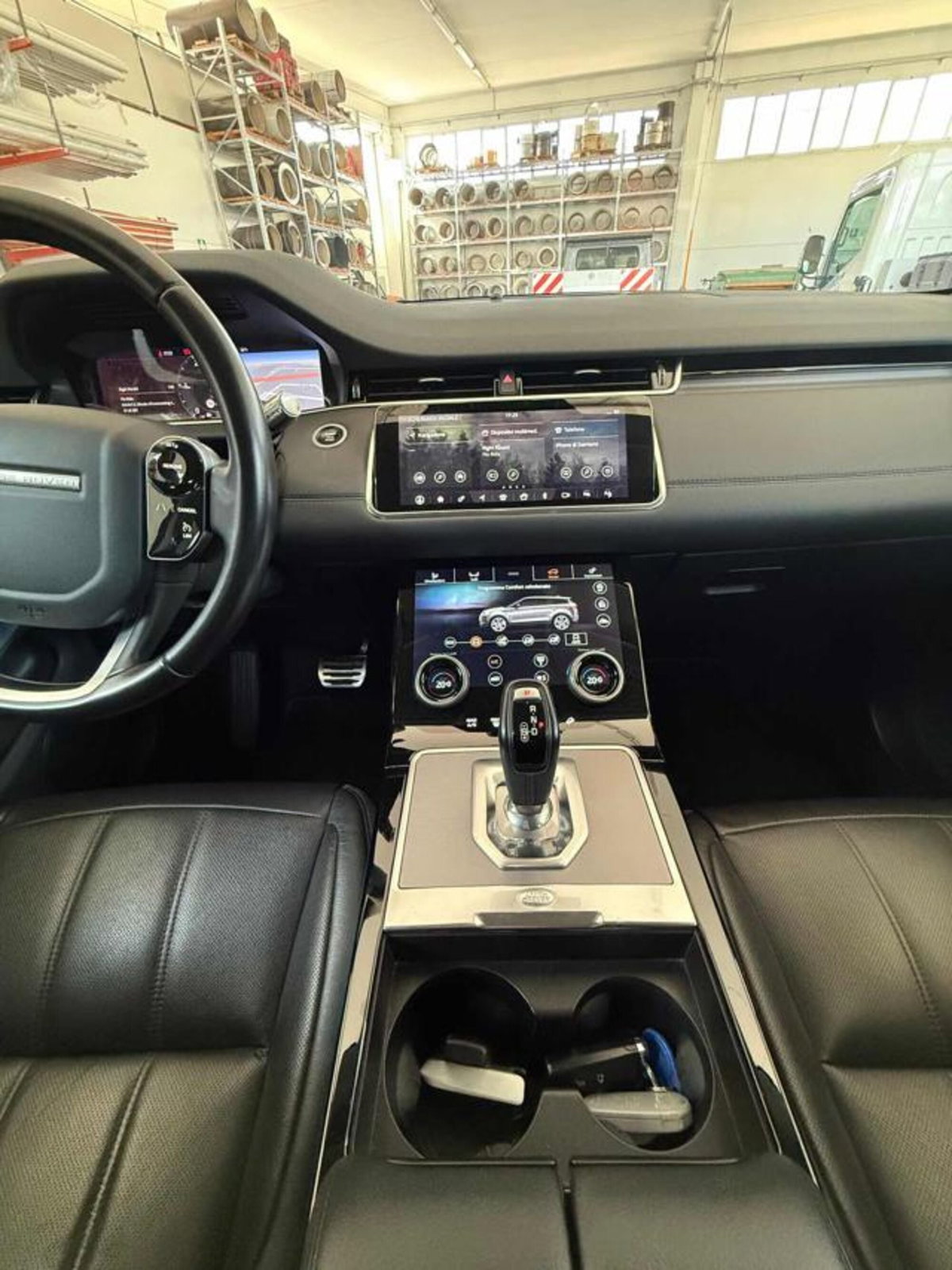 Land Rover Range Rover Evoque 2.0 eD4 5p. SE (8)